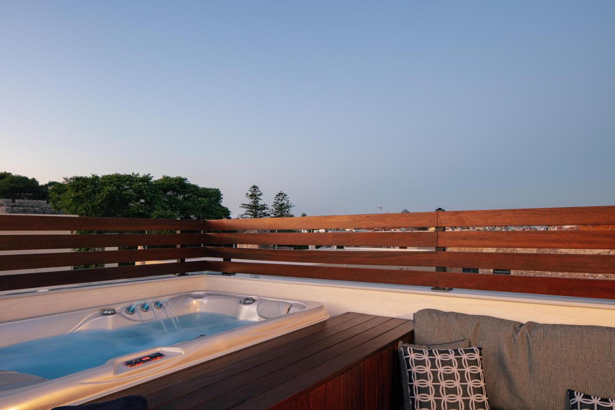 Le Bijou Luxury Suites Rethymno Kültér fotó